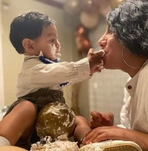 Meet your Posher, Johny